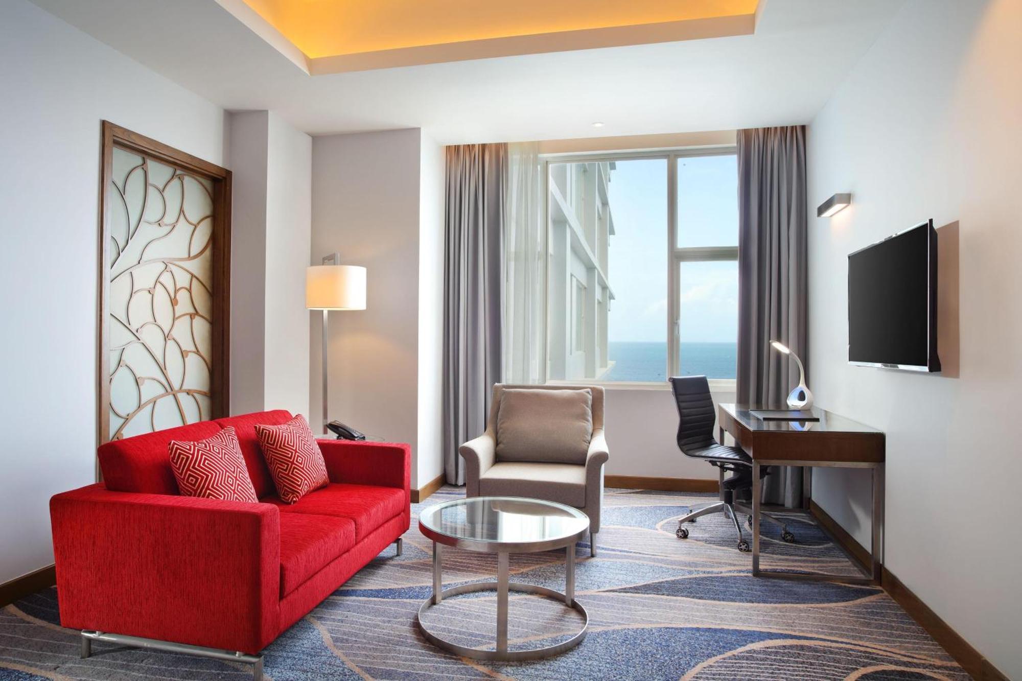 Four Points By Sheraton Manado Exterior photo