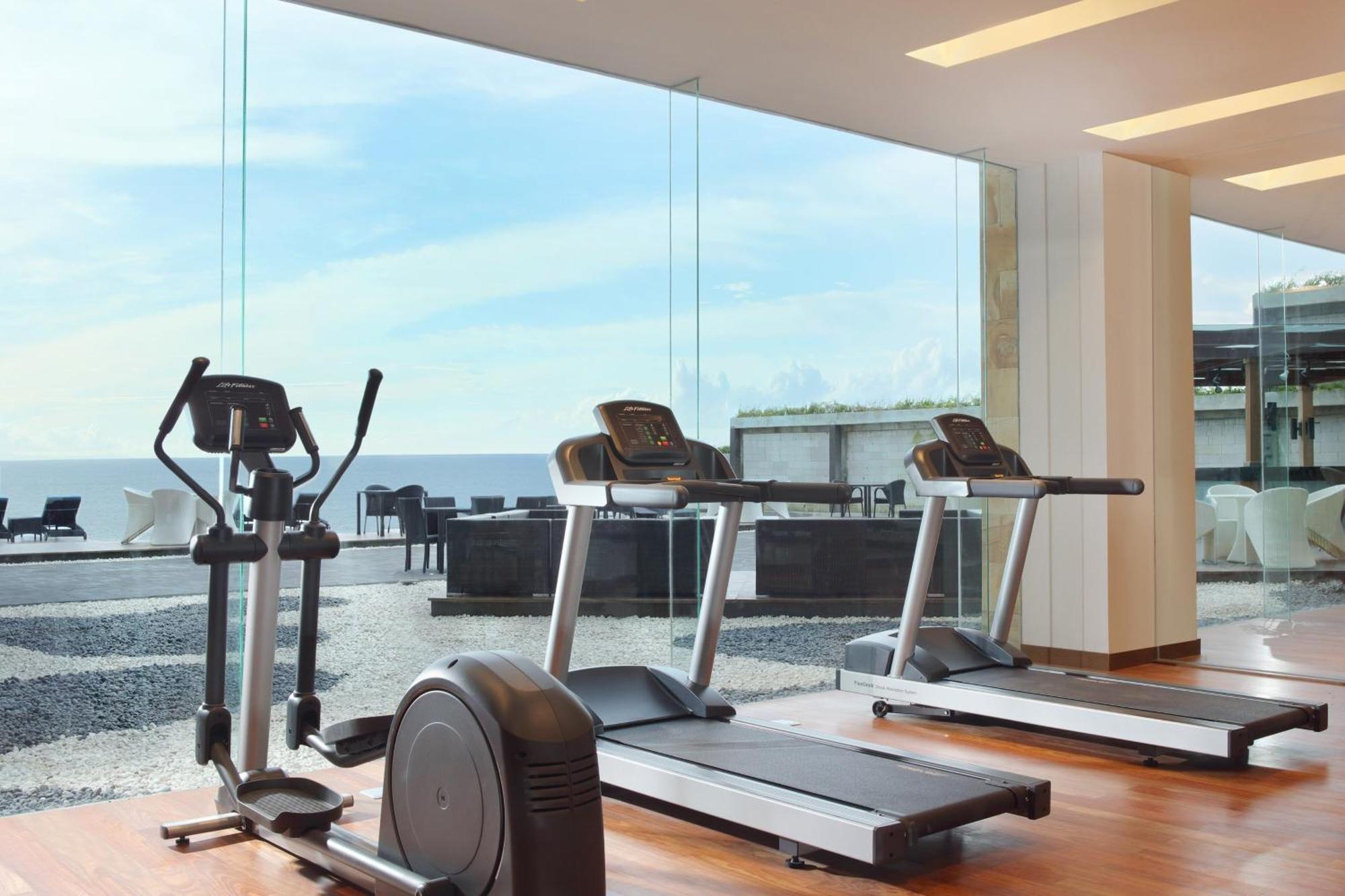 Four Points By Sheraton Manado Exterior photo